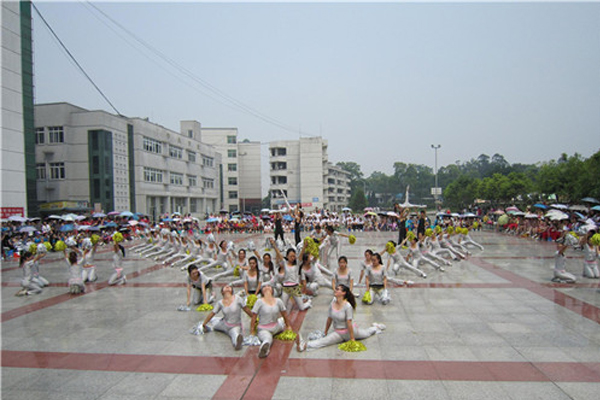 职业学校学什么好